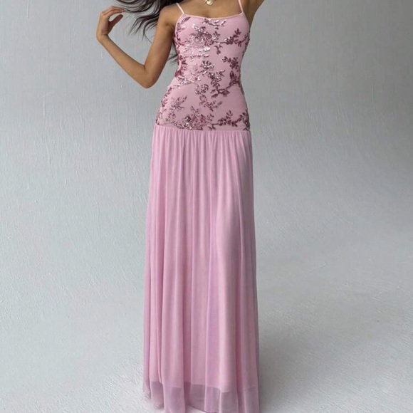 Pink Sequin Floral Maxi Dress - Picture 4 of 6